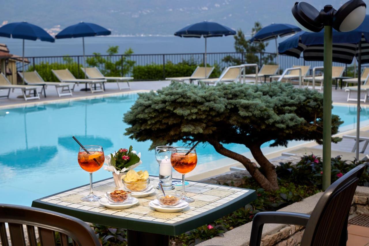 Hotel Royal Village Limone sul Garda Extérieur photo