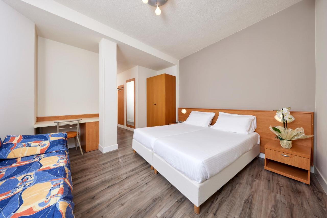 Hotel Royal Village Limone sul Garda Chambre photo