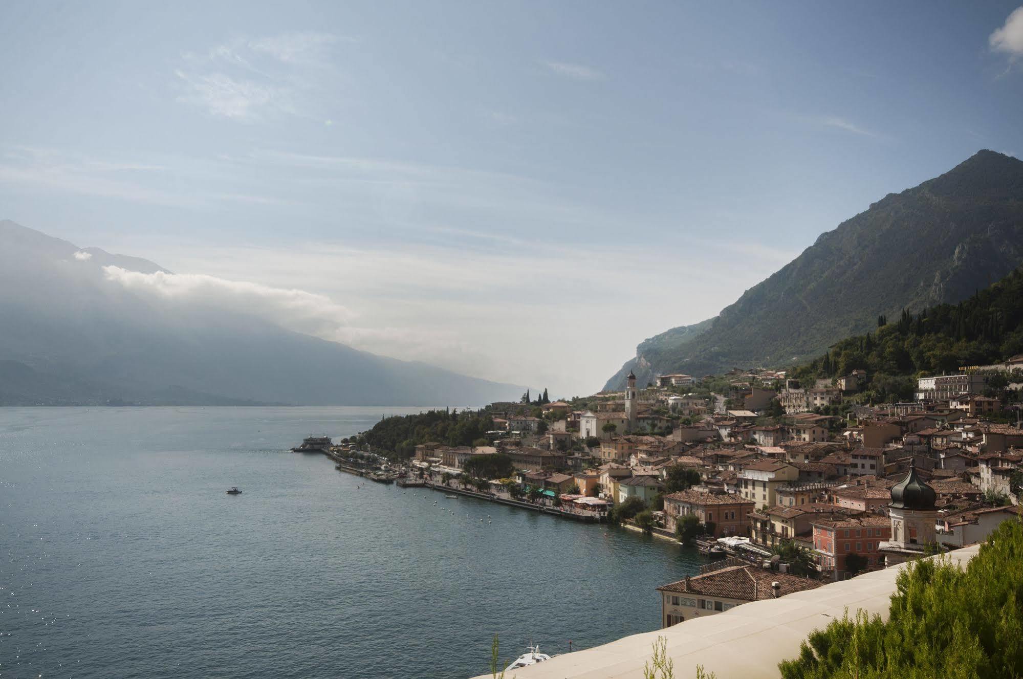 Hotel Royal Village Limone sul Garda Extérieur photo